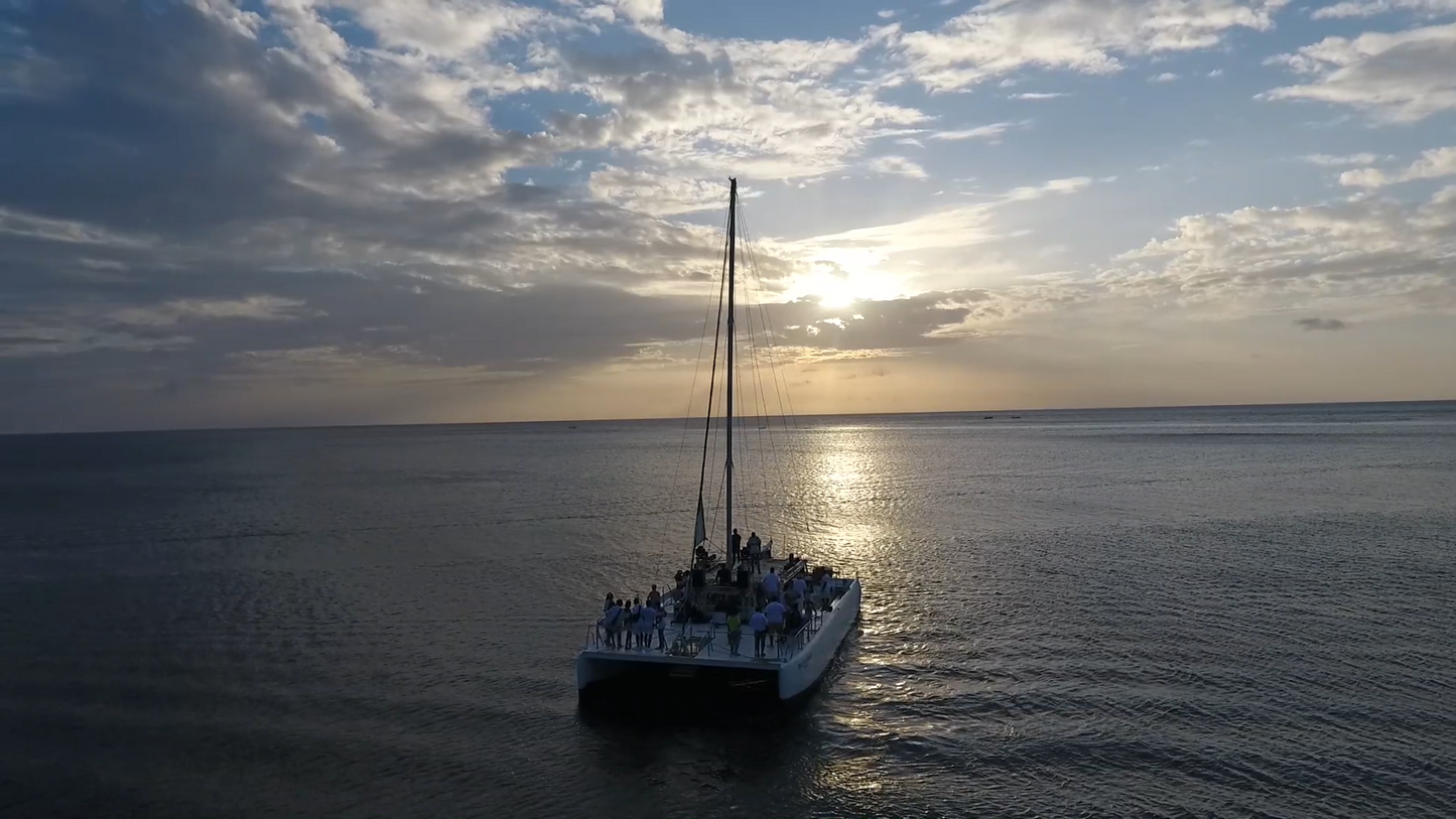 Sunset & Snorkel Tour w/ Open Bar and Buffet